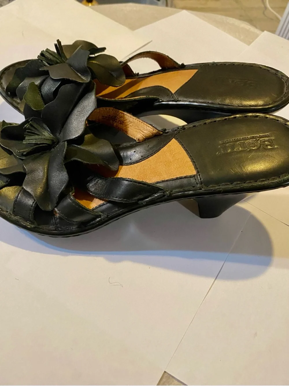 Women’s Black Born Heeled Slip On Sandals With Detail Flower Size 10 - Picture 9 of 12